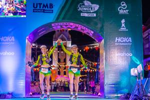 BIB: 5097, 5068, 130
                            <button type="button" onclick="openModal(21813353)" class="btn btn-primary btn-sm float-right btn-popup" data-toggle="modal" data-target=".modal-high-quality">
                        <i class="fas fa-shopping-cart"></i> Add to Cart
                    </button>
                                            <button type="button" onclick="isThisMe(21813353, true)" class="btn btn-success btn-sm float-right btn-popup btn-isme hidden" data-toggle="tooltip" data-placement="bottom" title="นี่คือรูปของคุณใช่ไหม คลิกที่นี่เพื่อเอาเข้าอัลบั้ม">
                        <i class="fas fa-plus"></i> Add to album
                    </button>
                    <button type="button" onclick="isThisMe(21813353, false)" class="btn btn-warning btn-sm float-right btn-popup btn-isnotme hidden">
                        <i class="fas fa-ban"></i> Remove from album
                    </button>